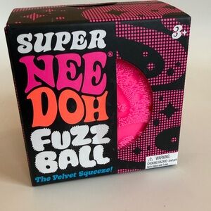 Super Nee Doh fuzzball pink